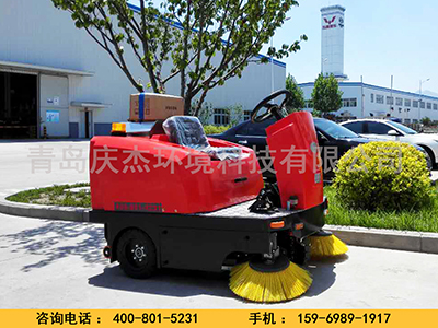 山東掃地車廠家告訴您為什么選擇電動(dòng)掃地車